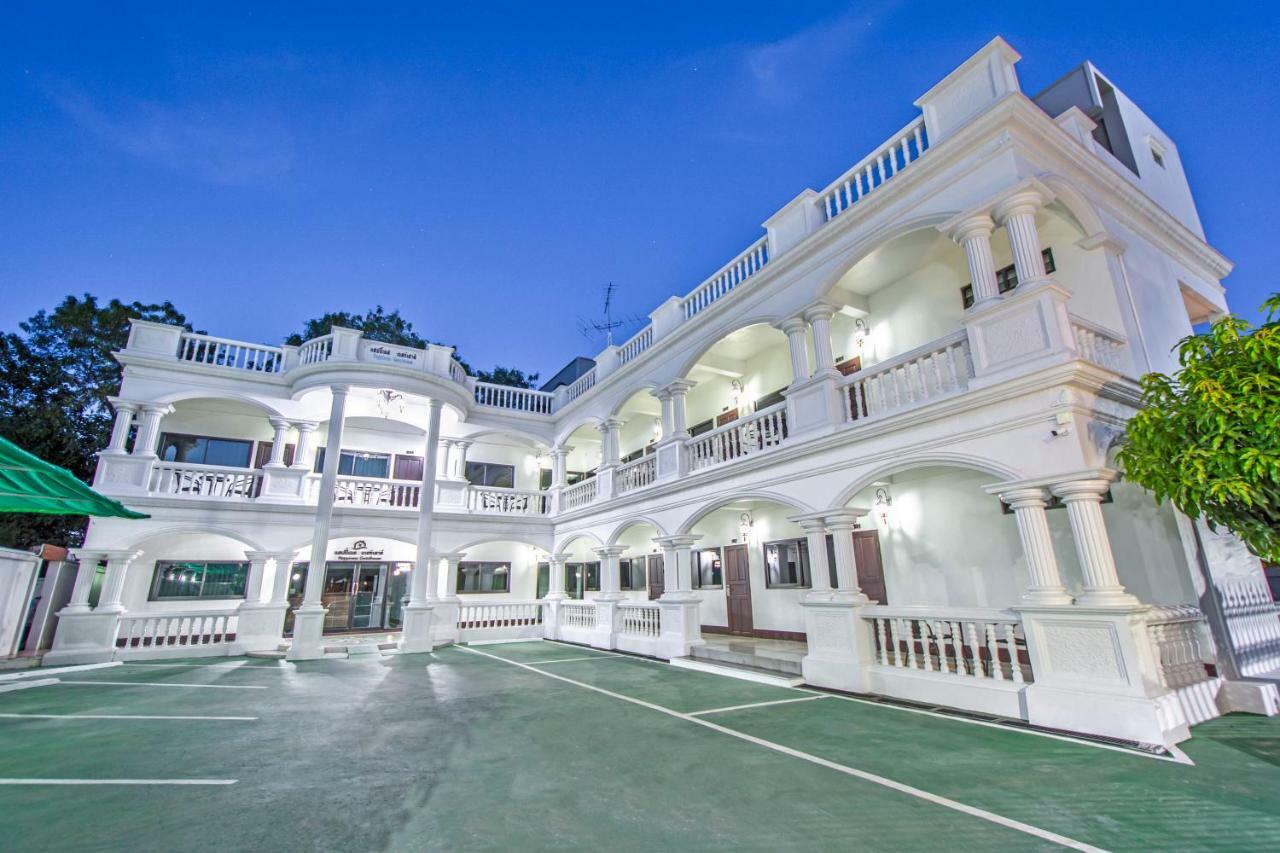 Happiness Guesthouse Pak Chong Esterno foto