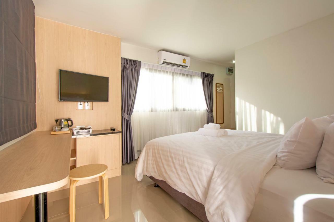 Happiness Guesthouse Pak Chong Esterno foto